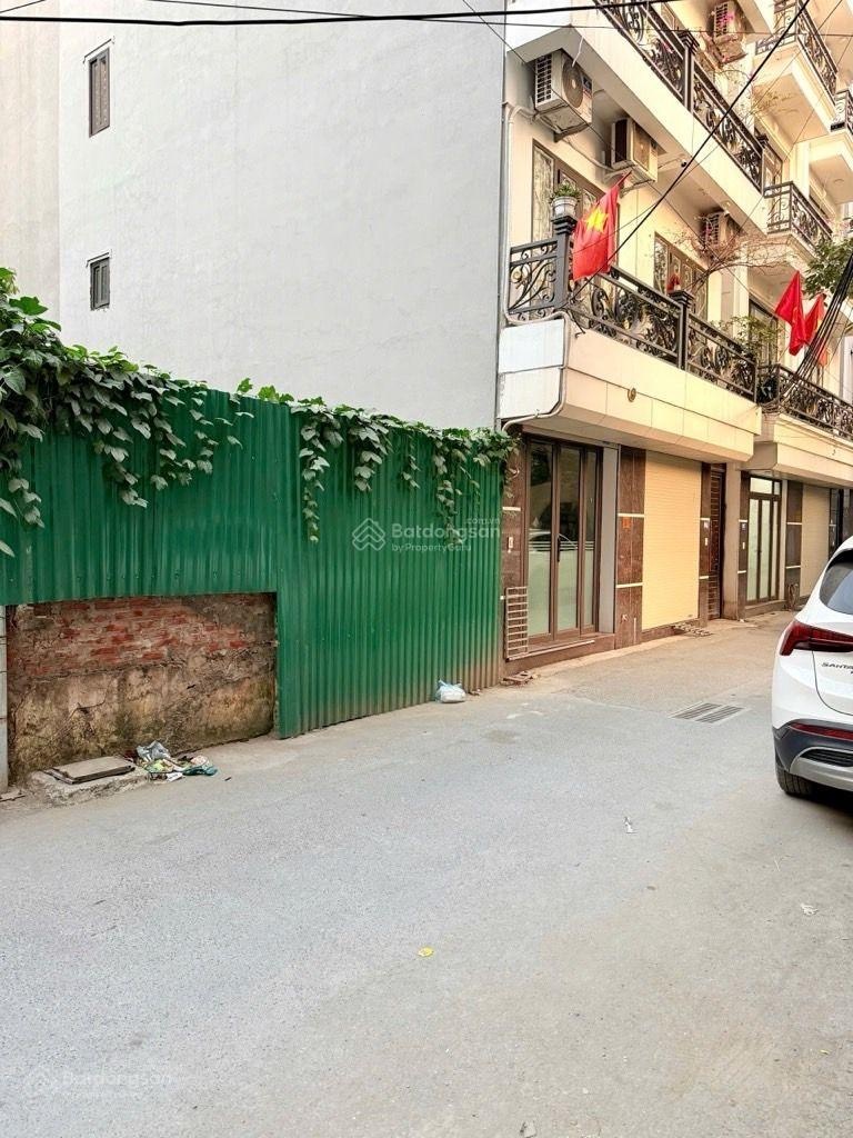 Bán Nhanh Lô Đất Vàng - Mỹ Đình 41m, Mặt tiền 5.7m , Ô tô đỗ, Vài Bước Ra Mặt Phố, Kinh Doanh Đỉnh