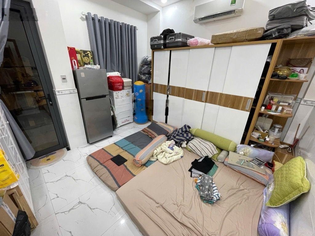 [CÓ CLIP] Nhà 2 tầng gần ngã tư Hòa Bình - Lũy Bán Bích, xe hơi vào nhà