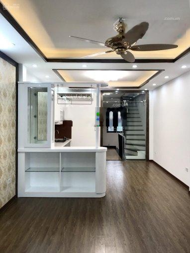 Bán nhà vị trí đẹp mặt tiền ngõ Thái Hà, Chùa Bộc, Hoàng Cầu, Trung Liệt, Đống Đa DT 45 m2 giá 18tỷ