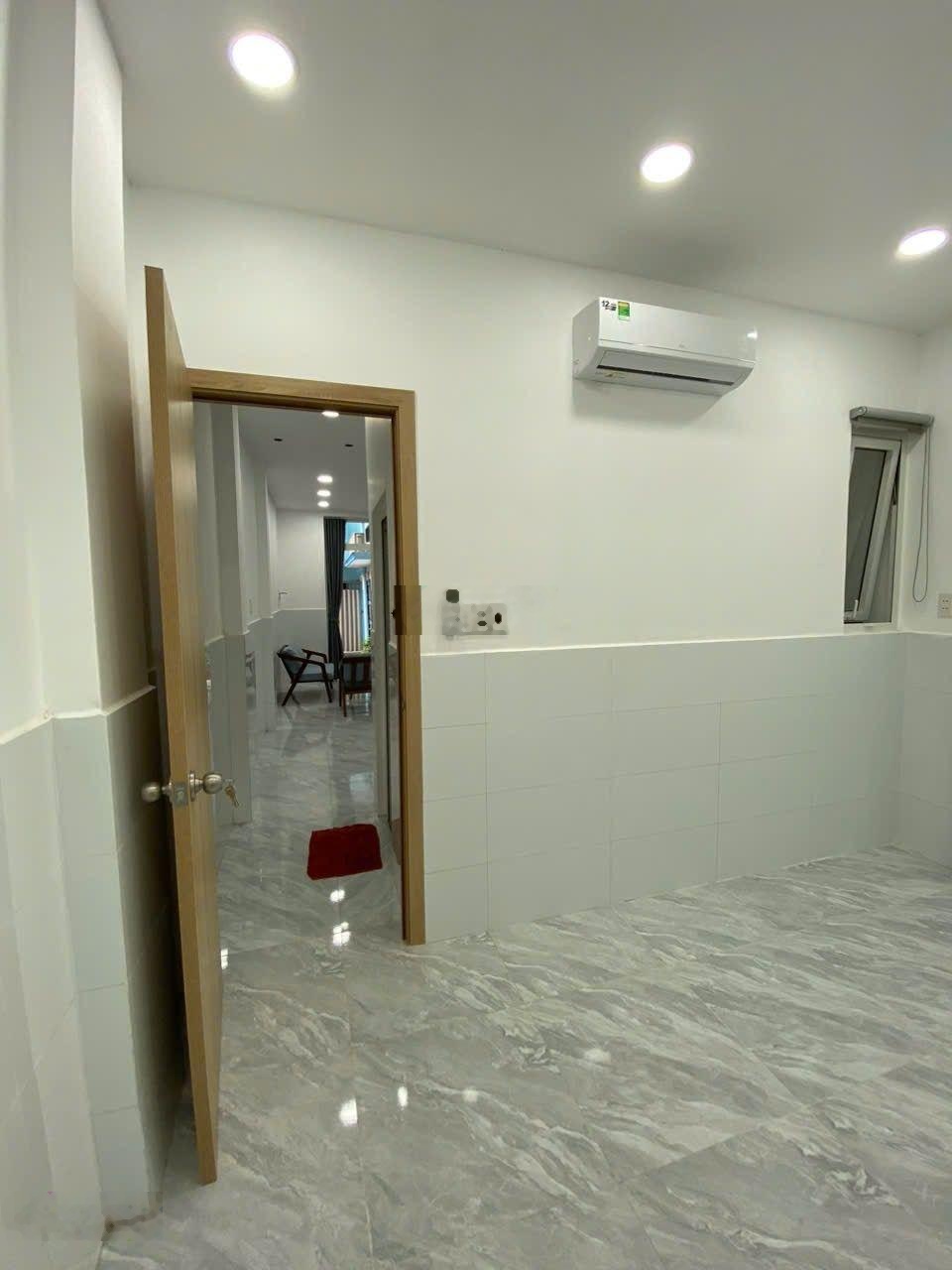 Nhà 1/ sát bệnh viện Nhi Đồng đường Sư Vạn Hạnh P9 Q10. DT 50m2, 1 trệt 1 lầu 3PN