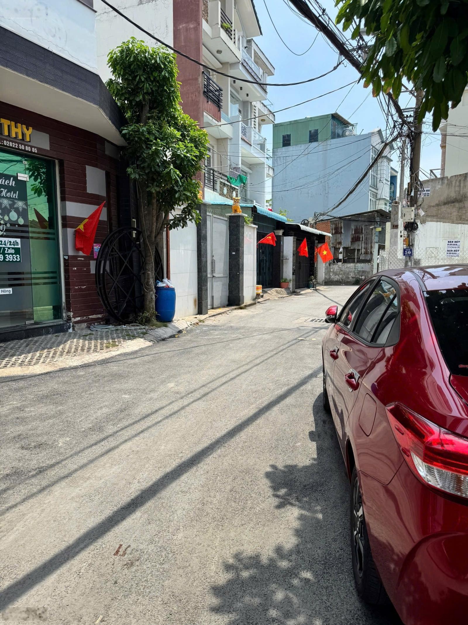 Cần bán lô đất mt đường 14 ra Nguyễn duy trinh và lê văn thịnh phường bình trưng Tây Q2 cũ.