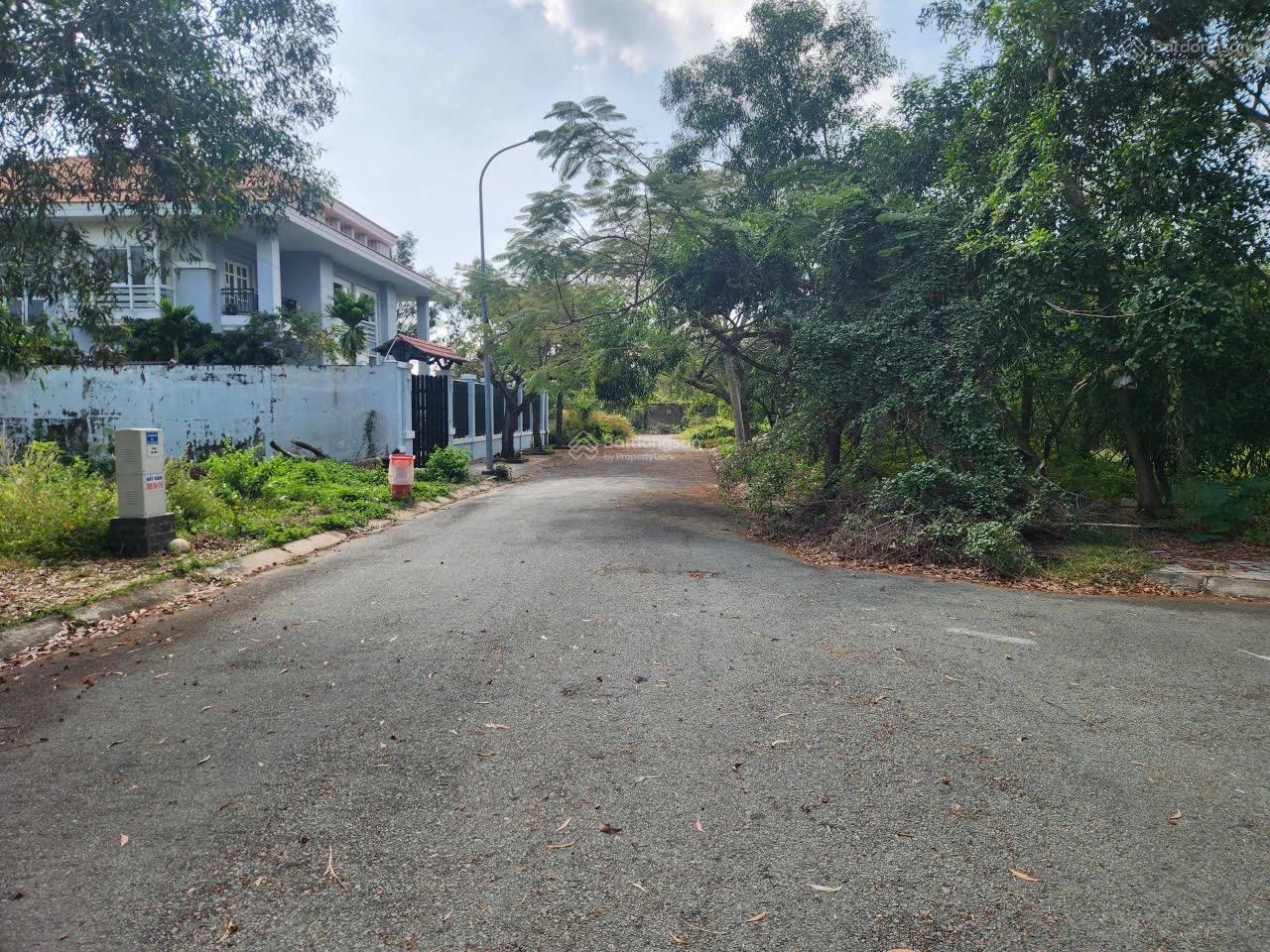 Kẹt tiến bán gấp lô góc 2 mặt tiền full thổ cư tiện xây khách sạn , homestay , nhà hàng giá đầu tư