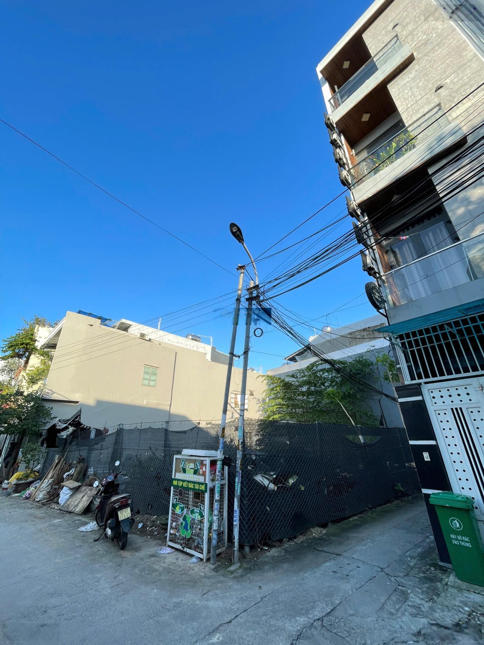 Bán đất biển 198.3m2 lô góc MT đường 6m, ngang 11m nở hậu 13m, ra biển 500m, giá rẻ đầu tư