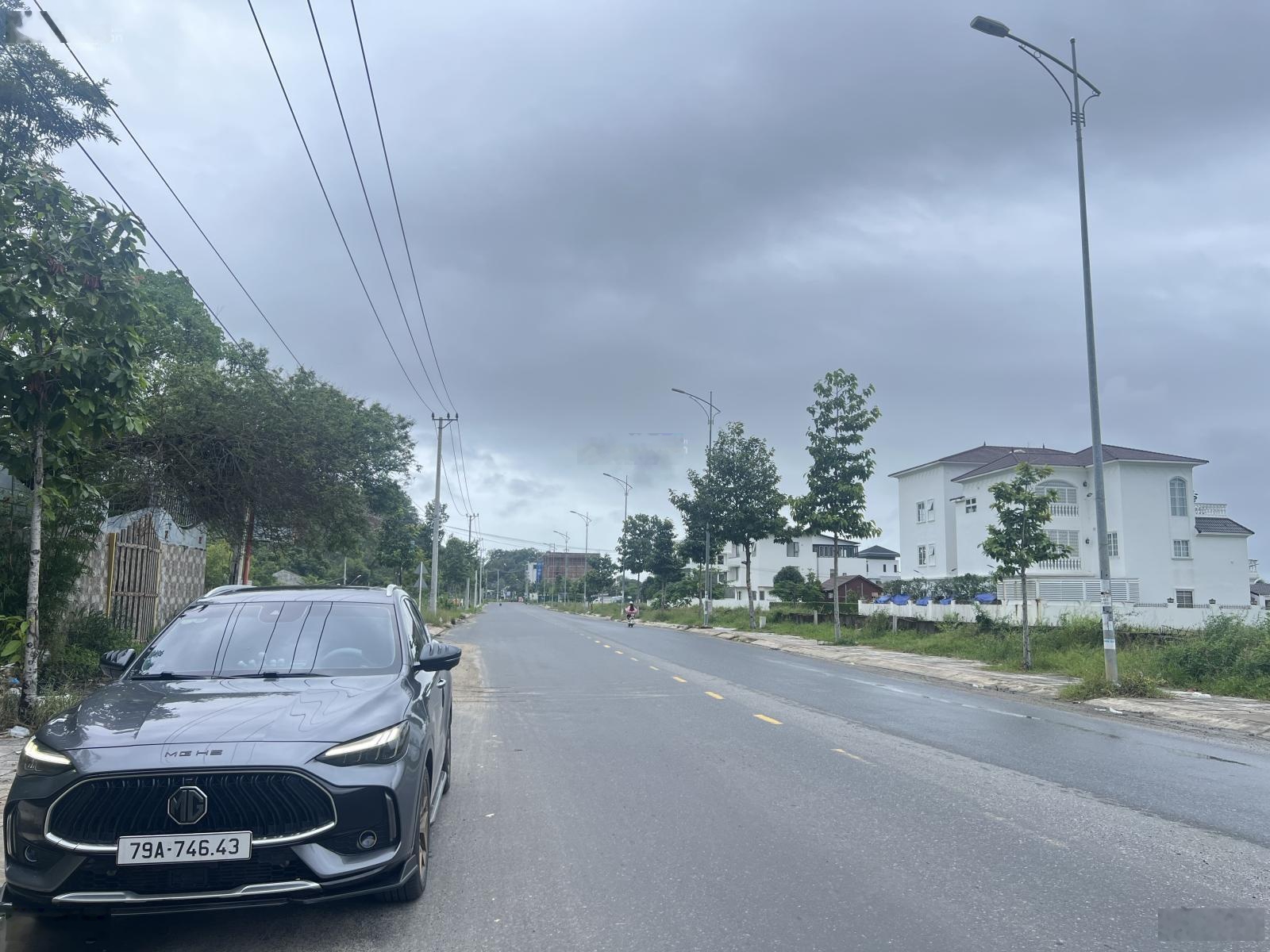 Lô cặp ngang 16m mặt tiền đường phong châu - kđt ven sông tắc - đã có mặt bằng chỉ 49tr/m2