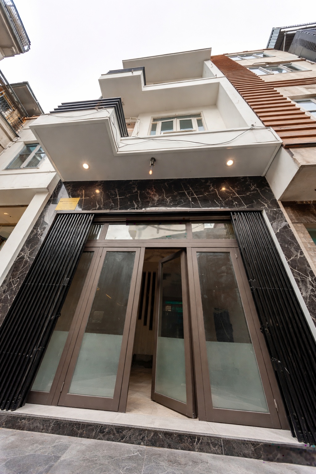 Bán nhà cuối đường Bà Triệu - Uỷ Ban Phường Kiến Hưng- chợ Đa Sỹ Trường Marie Curie Hà Trì