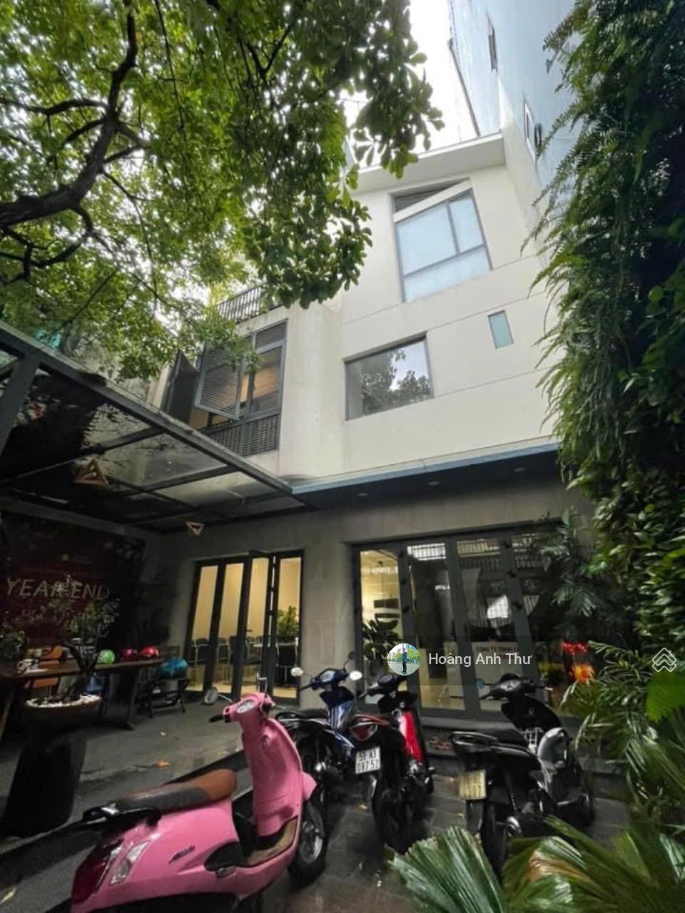 Bán nhà Hẻm 25 Cửu Long P2 Tân Bình DT 9,7x12 - 120m2 nhà 3 tầng giá 22 tỷ TL