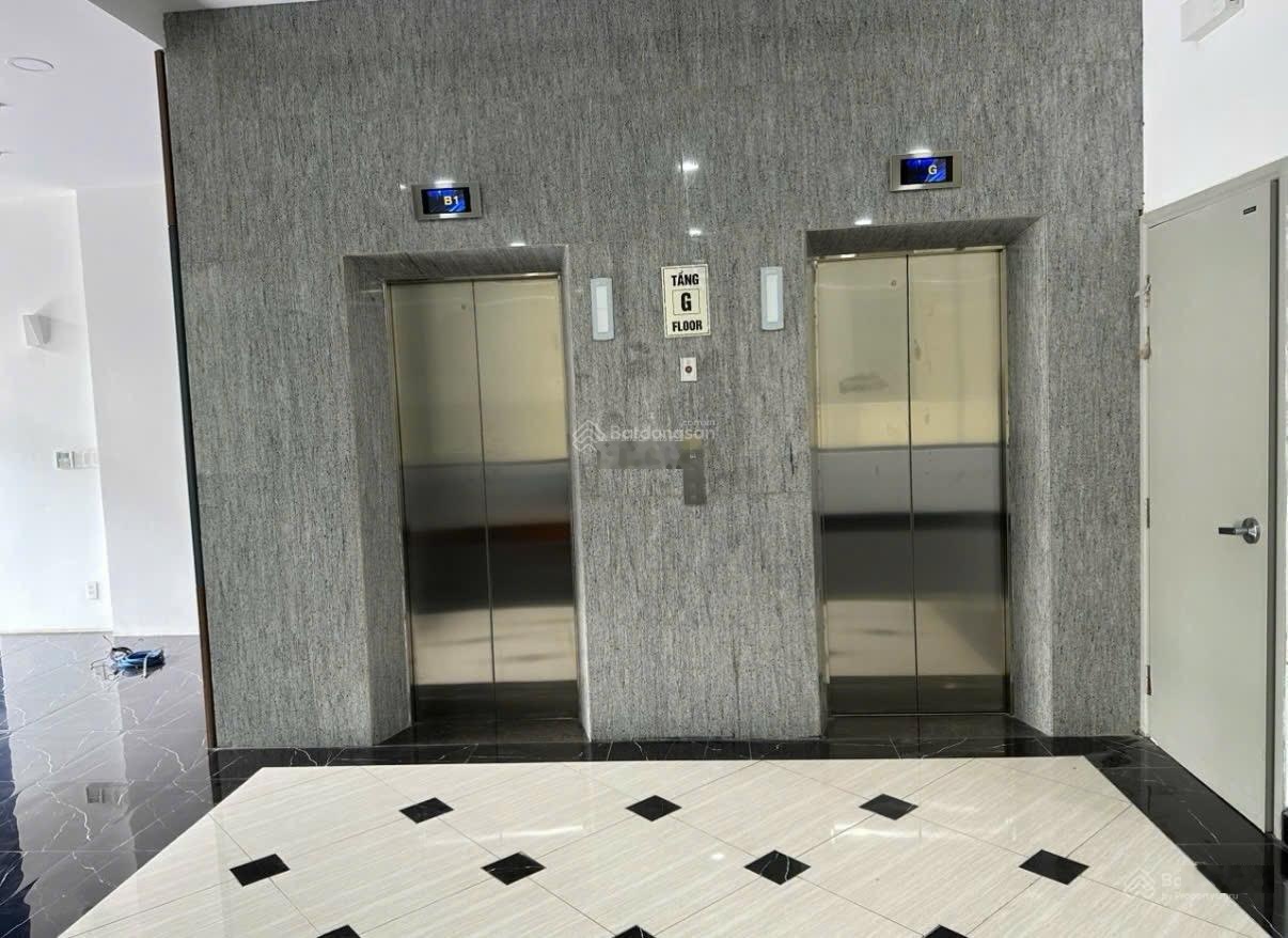 Cho thuê mbkd mt HỒ HẢO HỚN P.Cầu Ông Lãnh, Q1