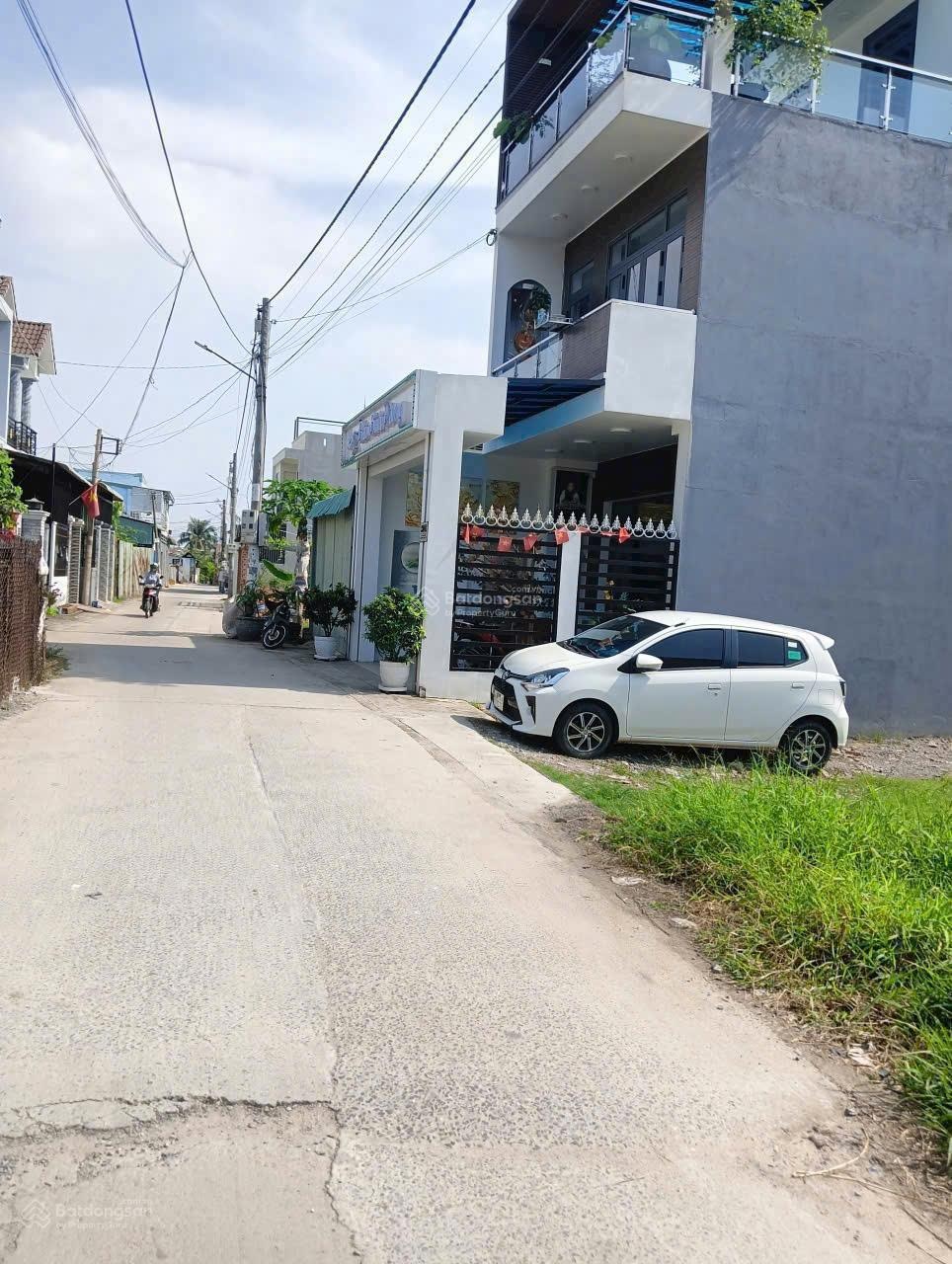 Bán lô đất vip cách mặt tiền nguyễn hữu cảnh 10m giá trong hẻm