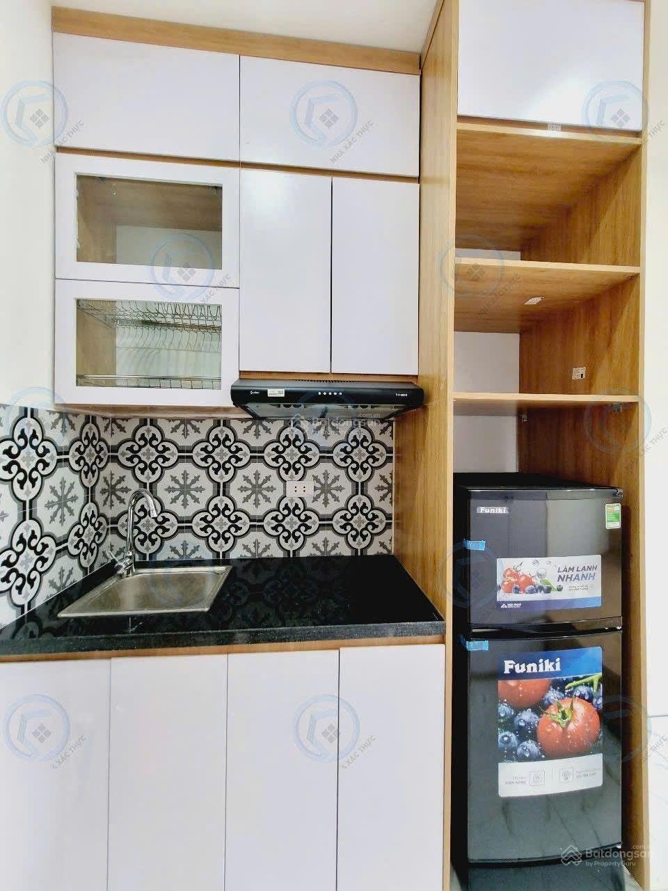 Trung Văn Bán Tòa Nhà 6 Tầng 9 Phòng Khép Kín Doang Thu 35tr/tháng. Ngõ To Chải Nhựa VF3 đi vừa