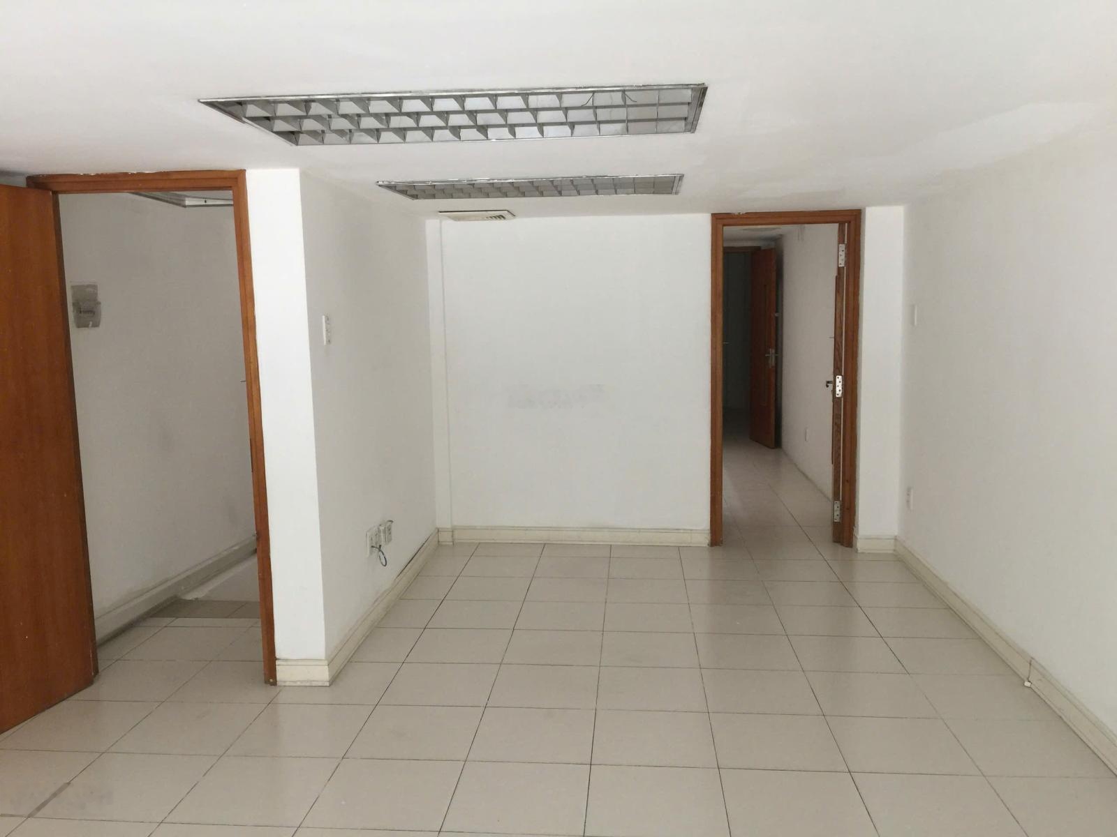 Bán nhà mặt phố Hồng Hà, Tân Bình, Hồ Chí Minh, 15,7 tỷ, 67m2 đẹp xuất sắc