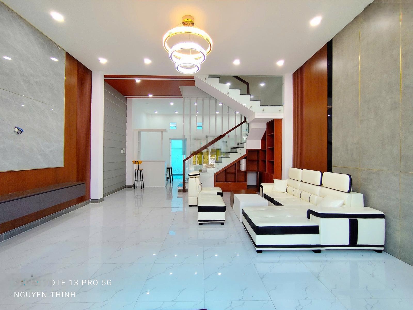 Nhà cho thuê trệt 2 lầu sẵn nội thất - KDC Nam Long - giá chính chủ 13 triệu / tháng