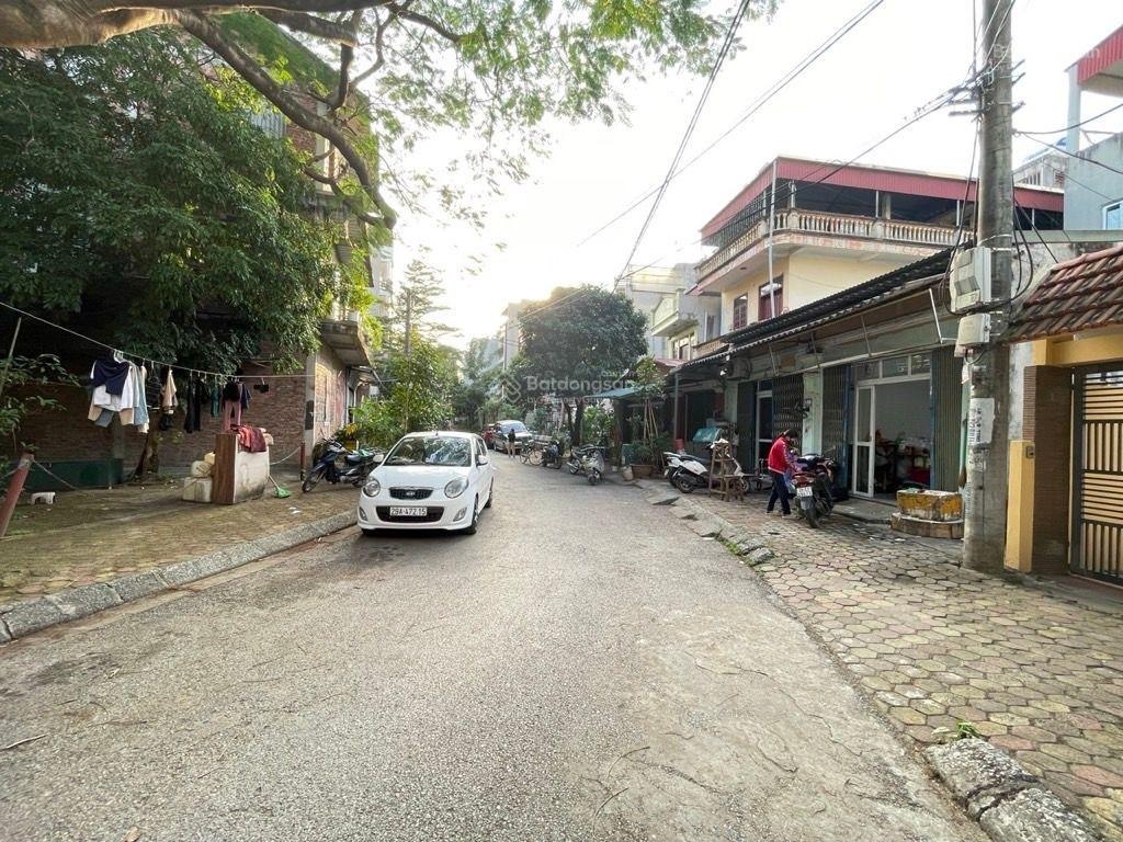 Bán đất Thượng Thanh 40m, 7 tỷ: LÔ GÓC Ô TÔ 7 Chỗ vào, KHU PHÂN LÔ XÓM LÒ, KHU VỰC HIẾM NHÀ BÁN