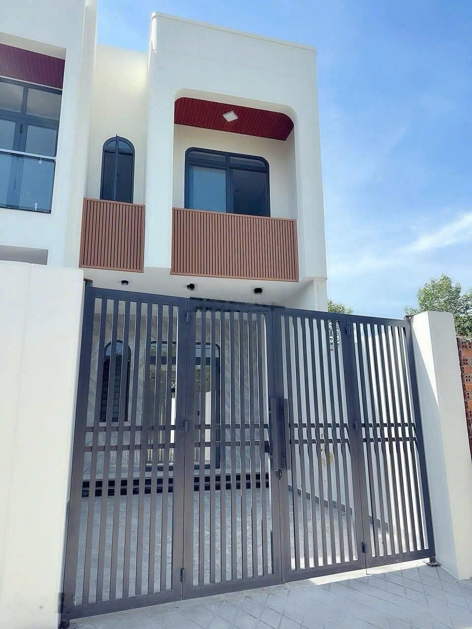 Bán nhà mới hoàn thiện đường dx 043 phường phú mỹ liền kề hiệp thành 3