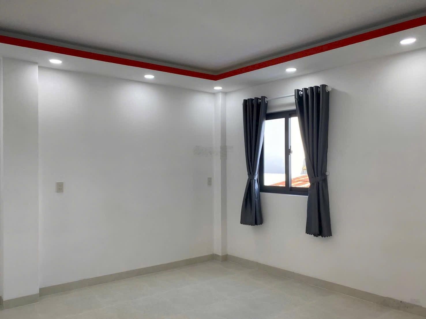 Bán nhà 3 tầng DT 66,4m2 MT đường Mai An Tiêm P Vĩnh Phước gần biển giá 6,9 tỷ