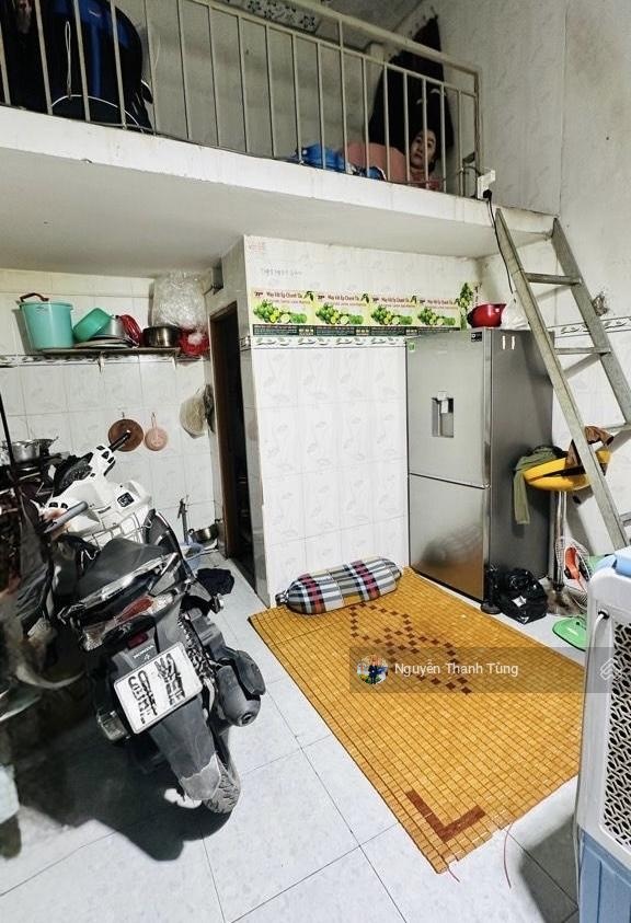 Nhà cấp 4 gần mặt tiền đường Thạnh Xuân 25, diện tích 172m2, ngang 5.2m, 2 mặt hẻm 8m, gần Chợ