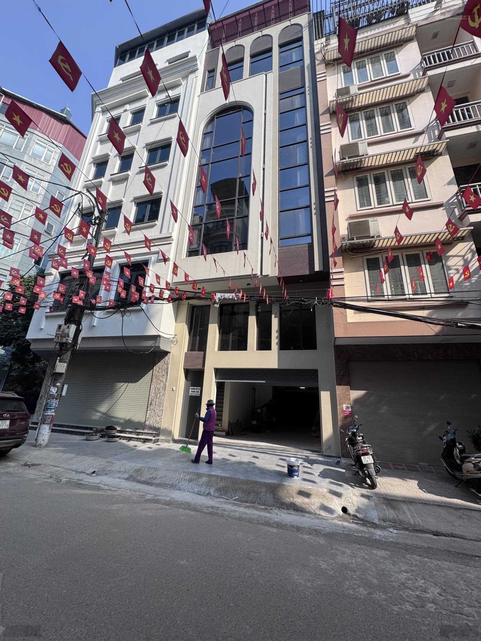 Bán nhà mặt ngõ phân lô đẹp nhất thái hà. 6 tầng, kinh doanh. vỉa hè. dt 60m2. giá 31 tỷ.