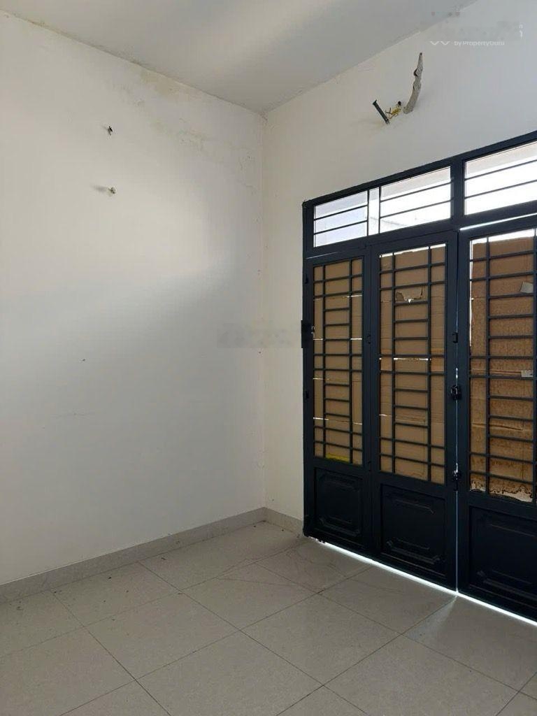 Gấp bán nhà Huỳnh Tấn Phát sát bên Phú Mỹ Hưng trung tâm Quận 7, DT: 40m2 giá 3tỷ2 còn thương lượng