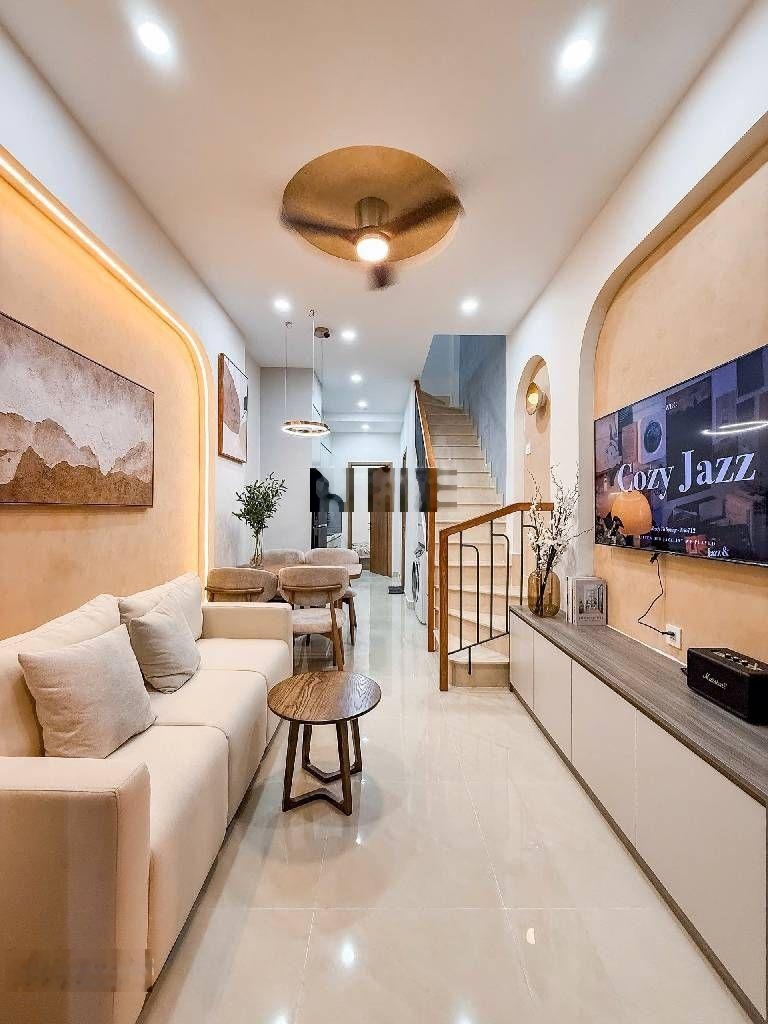 Hẻm 8m ôtô tránh sát CỘNG HÒA gần Sân Bay và nhà GA T3, khu dân trí cao .