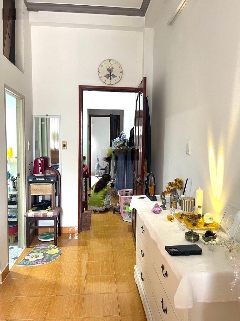 Bán Nhà 9 chủ 5TẦNG ĐƯỜNG NHỰA 10m 5PN 5WC 60m2 tại Lũy Bán Bích, 9,99 tỷ