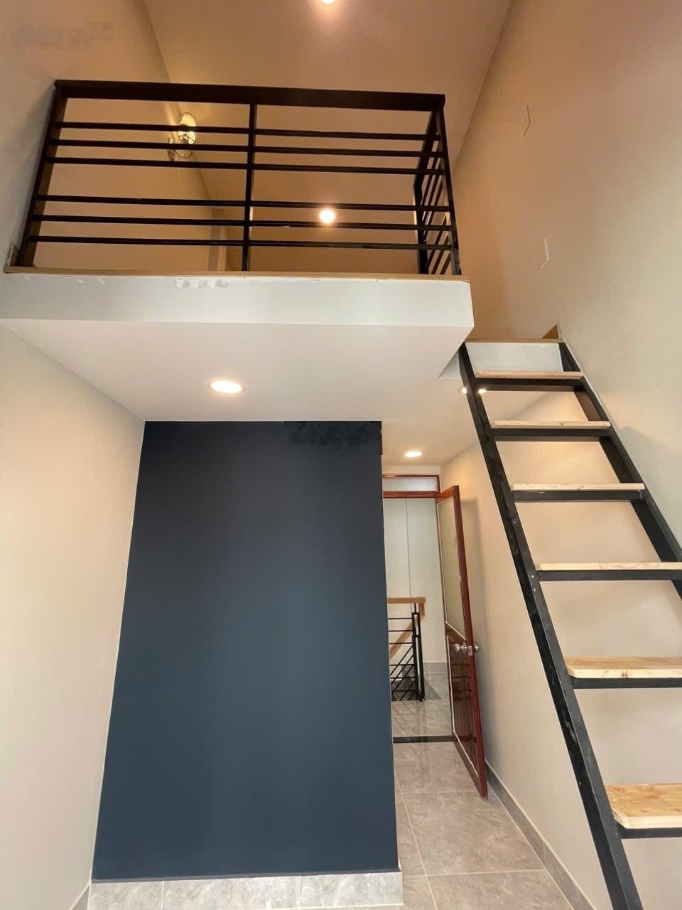 Bán nhà riêng 4PN, 3WC, giá cực chất 4,2 tỷ, 27m2 tại Đường 1, P.4, Gò Vấp, HCM