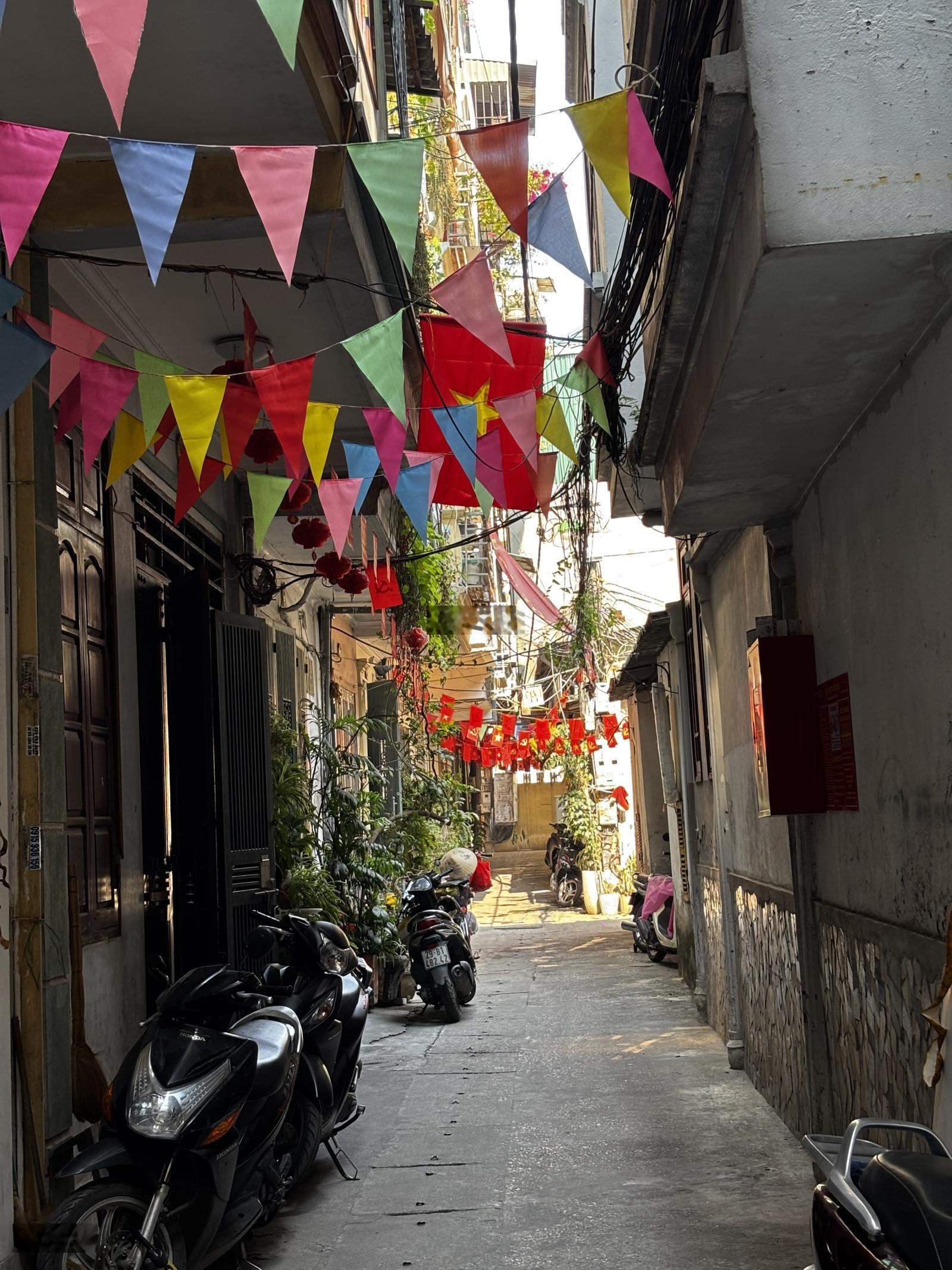 Chính chủ nhà 5 tầng 30m Trần Khát Chân Hai Bà Trưng