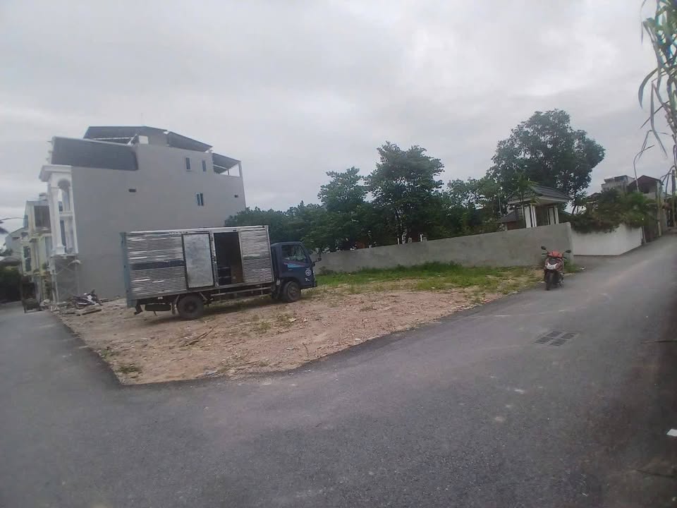 Bán đất lô góc 2 mặt tiền, 134m2, làn 2 Quốc lộ 17, Gia Bình, Bắc Ninh - Giá tốt