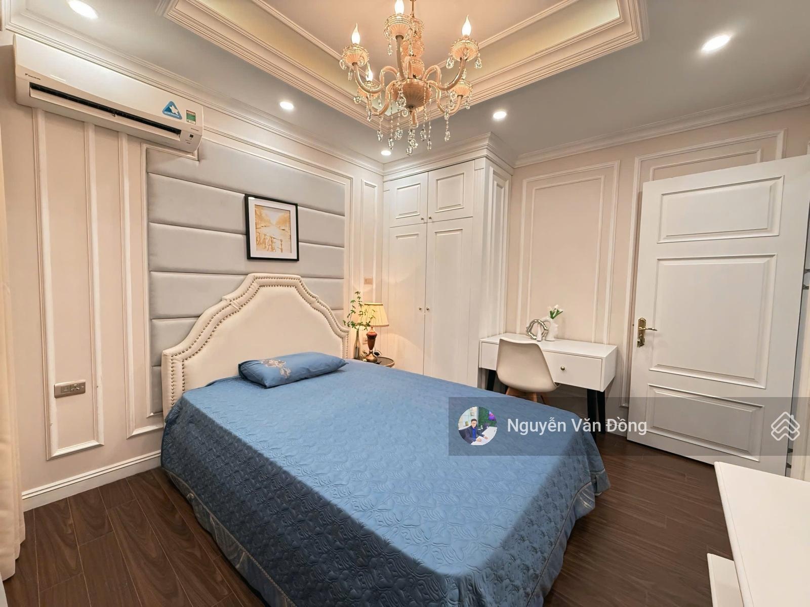 Gia đình bán căn góc 3 ngủ, view đẹp The Zei Mỹ Đình, nội thất full xịn, sổ đỏ sẵn, có slot ô tô