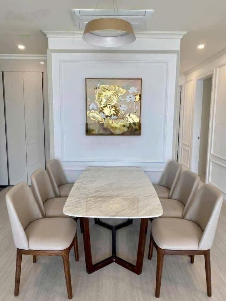 Chính chủ cho thuê CHCC Vinhomes Nguyễn Chí Thanh căn hộ 86m2 tầng 20 BC hướng Đông Nam full NT đẹp