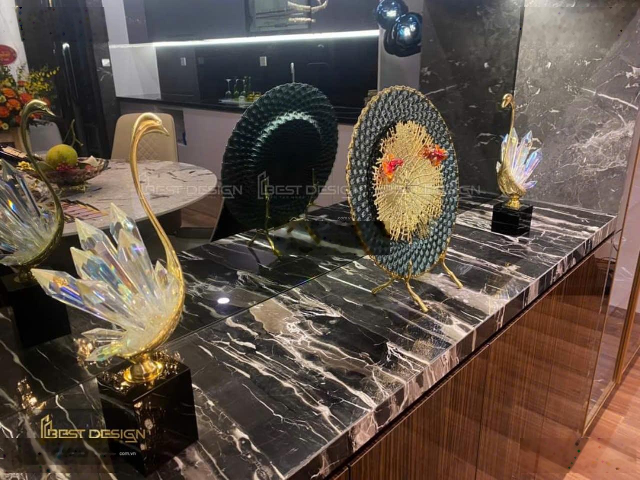 Giá tốt! Chính chủ cần tiền bán nhanh căn 2N2VS, tầng trung đẹp tại Mipec Rubik 83,5m2 giá 10 tỷ