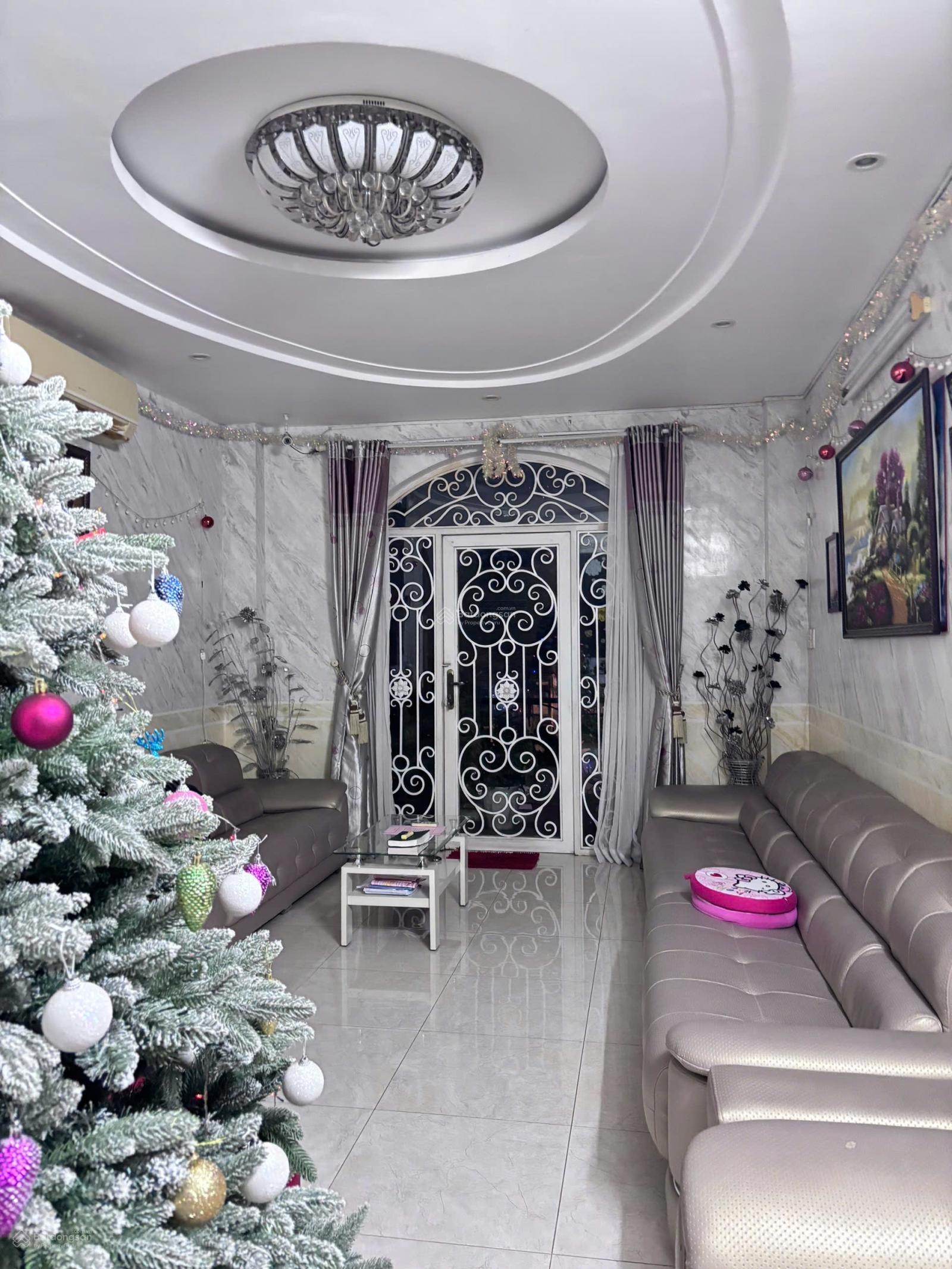 Kết cấu đẹp : Hầm Trệt 2 Lầu sân thượng -DT 4x23m vuông vức