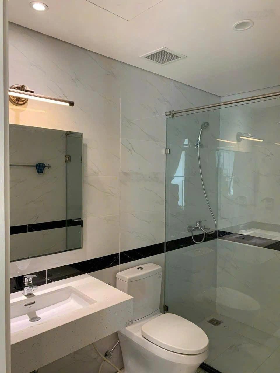 Cho thuê căn chung cư 137 Nguyễn Ngọc Vũ thiết kế 2 ngủ 2 vệ sinh 12 triệu 0943896567