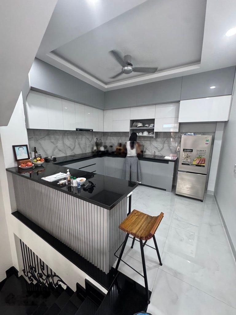 Mặt phố khu Tên Lửa- Gần Aeon Mall Giáp Q6 - Nhà đẹp 4 tầng nội thất cao cấp - 7.5 tỷ 48m2 4x12m