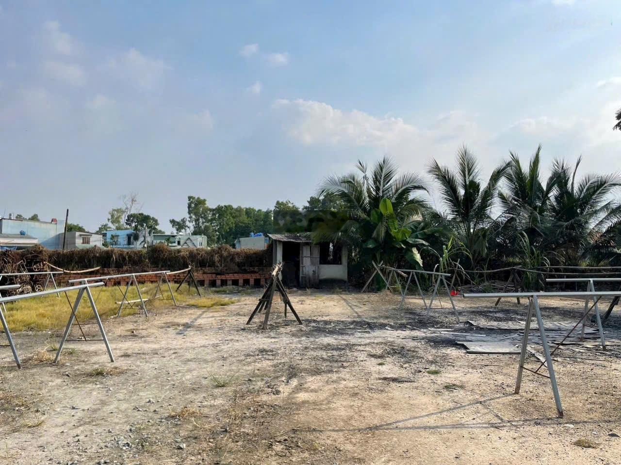 Đất thổ cư 5.1x21m nở hậu 5.7m ở hẻm Tân Hiệp 39 - 40, SHR