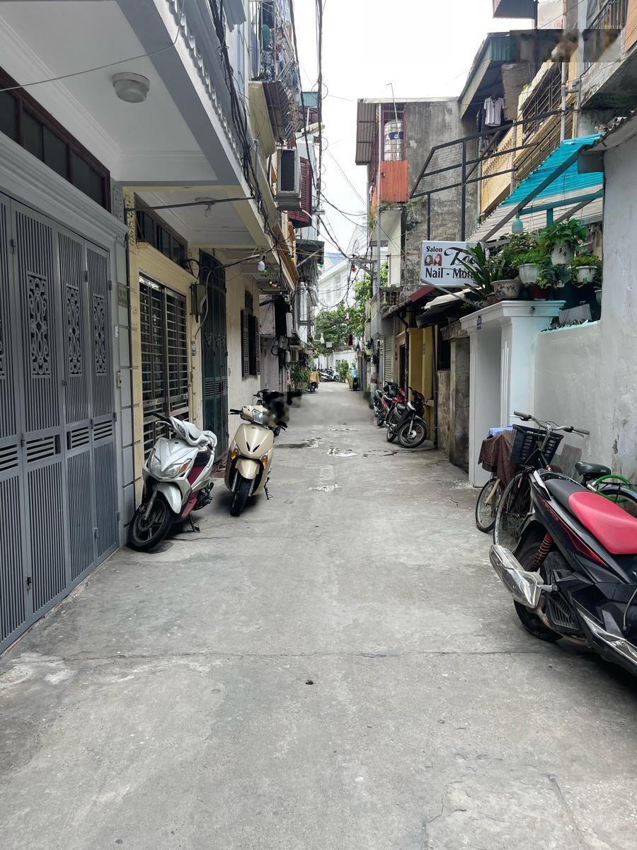 Bán đất Tân Mai, Hoàng Mai, 159m2, cách ô tô 17 m, 14.8 tỷ