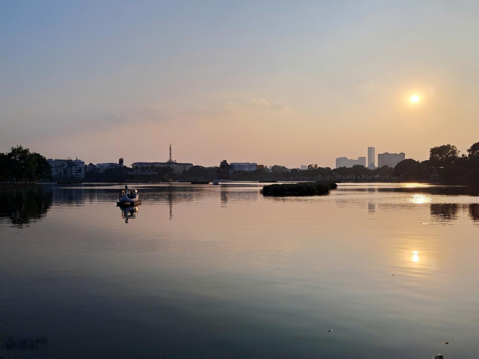 Bán Nhà Khu ViP Trích Sài , Tây Hồ. 110m2, 5 Tầng , MT 6 m , Ngõ Ô Tô Tránh , Giá 49,5 Tỷ