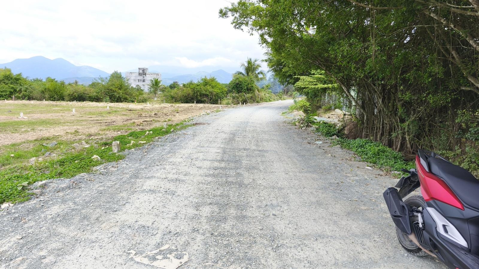 Bán đất thổ cư Diên Khánh - Vị trí đẹp - Xung quanh nhiều nhà vườn, farm đẹp - Giá tốt - 911tr