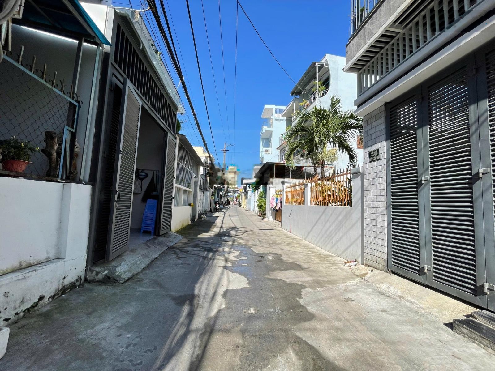 Bán lô đất trung tâm TP Nha Trang đường ô tô gần Lê Hồng Phong giá chỉ 5,3 tỷ