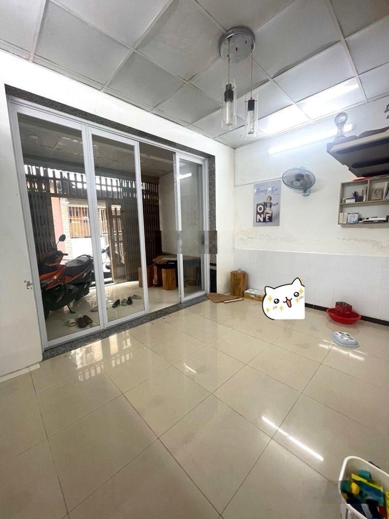 Tân bình - hxh 5m thông lạc long quân - 63m2 - sổ đẹp nở hậu tài lộc - chỉ 8 tỷ tl