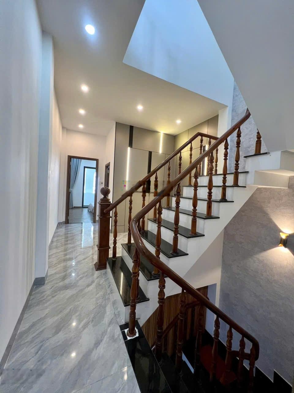 Tôi Chính Chủ Cần Bán nhà 2 tầng kiệt 249 hà huy tập, thanh khê đông, thanh khê