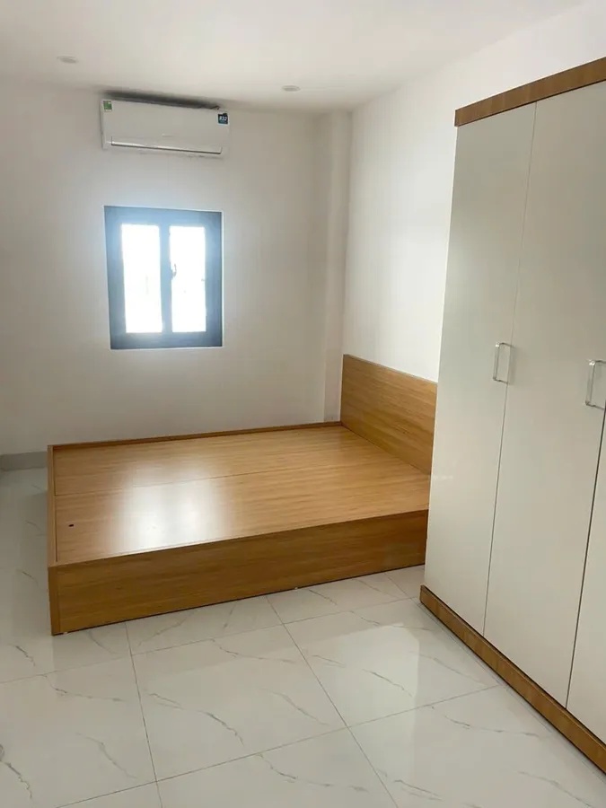 Bán nhanh CCMN Cầu Diễn 36m, 5 tầng, 8 phòng kk full đồ DT 30tr/th, ngõ nông ra ô tô tránh. 7,15 tỷ