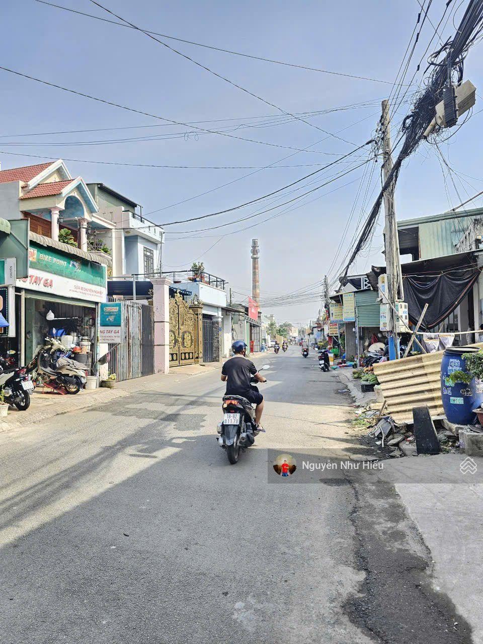 Bán đất MT đường Vũng Thiện gần cổng chung cư P. Tân Đông Hiệp TP. Dĩ An