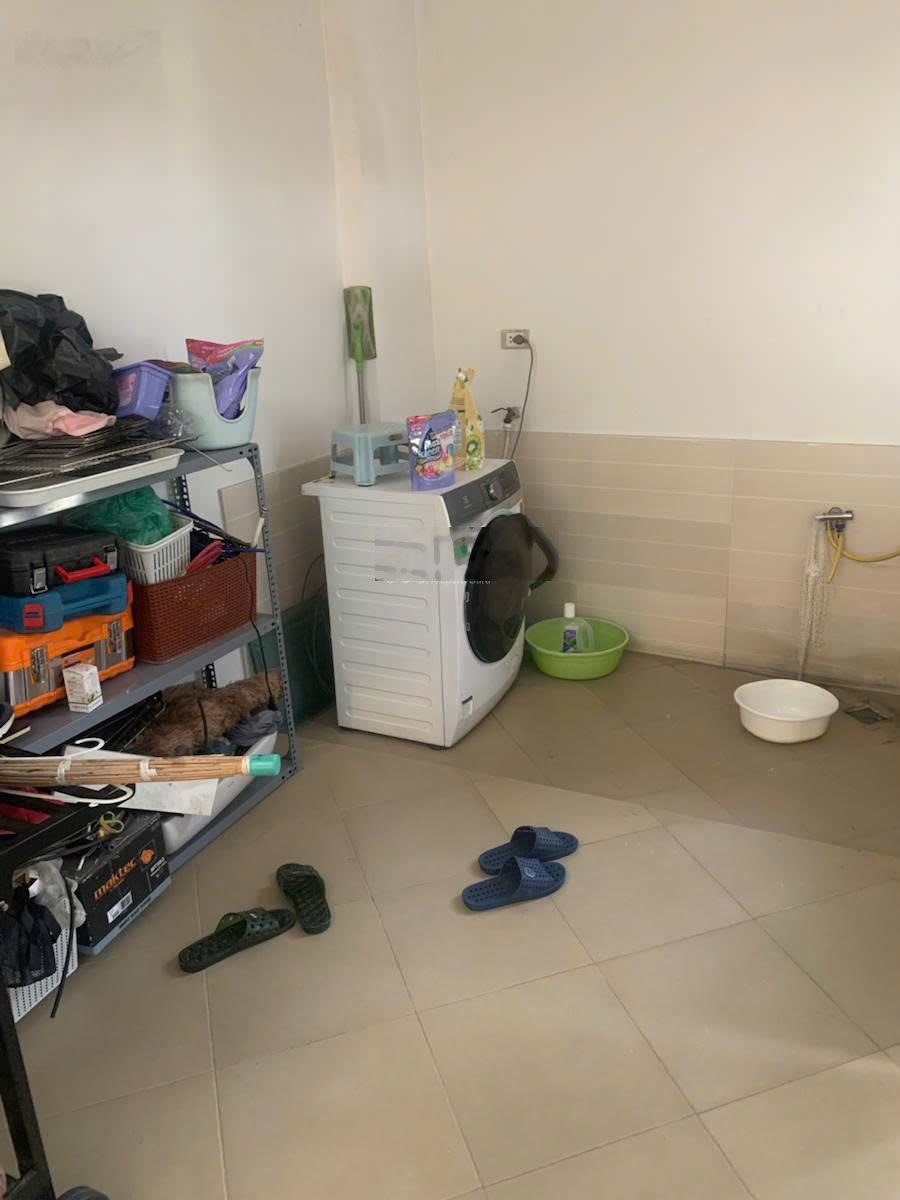 Bán nhà riêng đẹp tại Nguyễn Đình Hoàn, 12 tỷ, 45m2, Cầu Giấy, Hà Nội, nhiều tiện ích Hot!