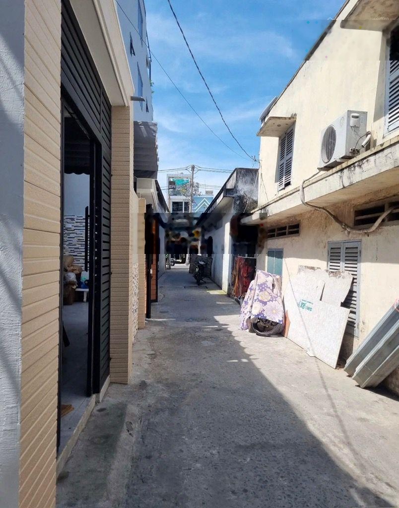 91m2- shr- 5tỷ490- sát mặt tiền huỳnh tấn phát quận 7- nhà nát tiện xây mới