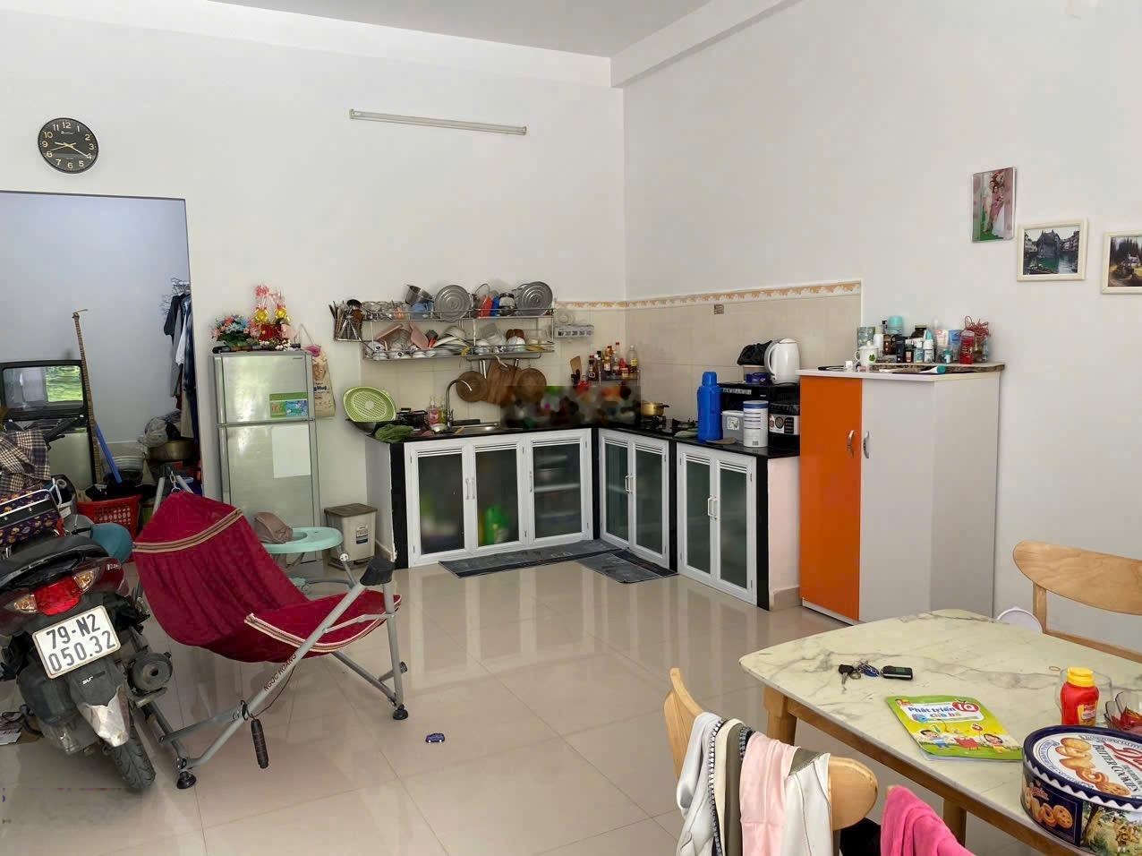 Bán nhà mặt tiền đường Triệu Quang Phục Hòn Xện Bắc Nha Trang