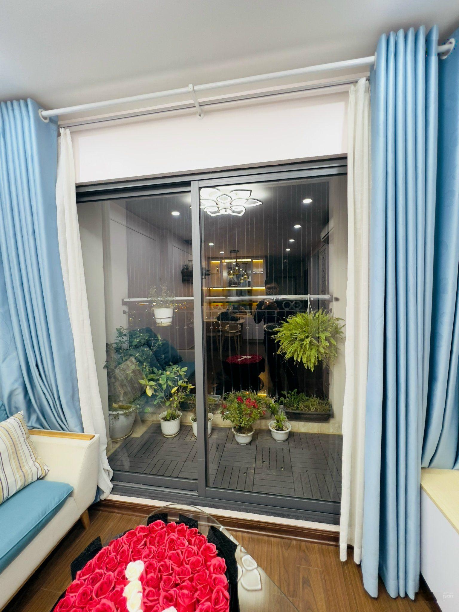 Hot ! Căn hộ 69m2 ban công Đông Nam giá cực tốt.