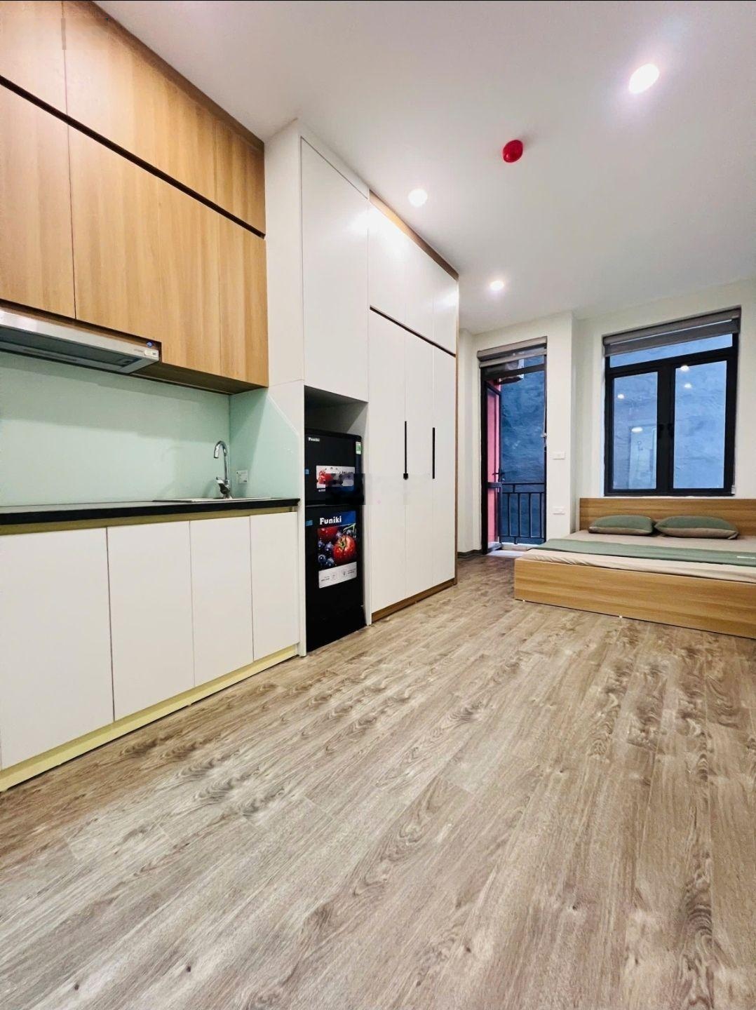 Bán quá rẻ 20 tỷ toà CHDV 85m2 Phùng Khoang còn thương lượng nữa