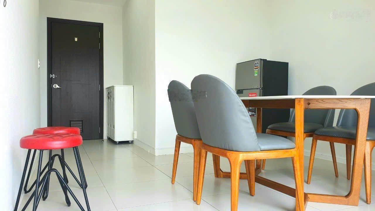 Cần cho thuê gấp căn hộ Orient Apartment. DT: 72m2, 2PN, 2WC. Giá 13tr/th. LH: 0365695623