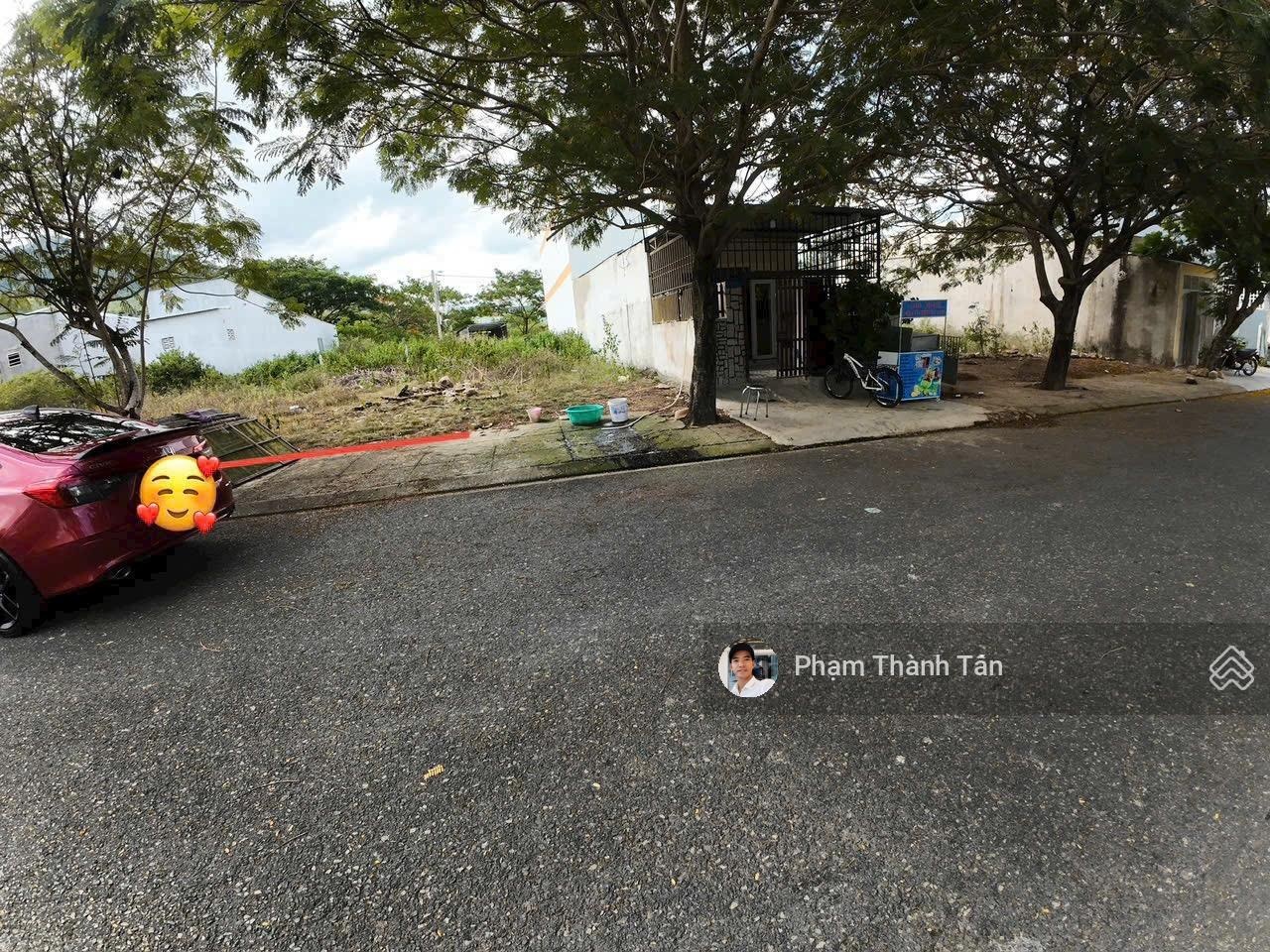 Cần bán trước Tết lô đất đường 13m hướng Đông Nam, giá 3tỷ250 (64m2)