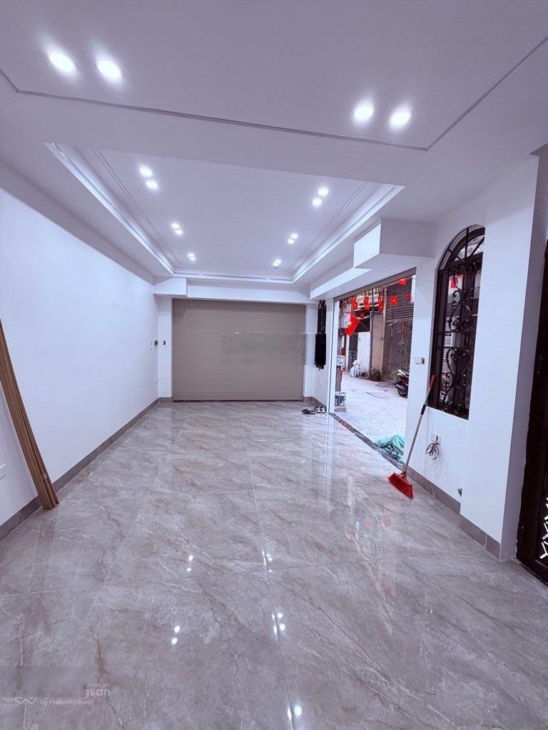 Nhà phố Sài Đồng, 55m2, 7 tầng thang máy, 12.8 tỷ phân lô, căn góc thoáng