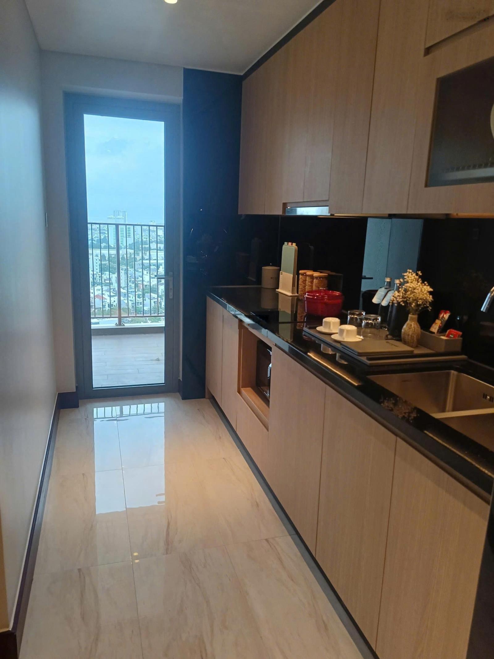 Chỉ từ 3,5 tỷ sở hữu CH The Soleil tầng cao full nội thất view biển đối diện công viên Biển Đông